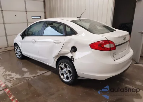 2011 Ford Fiesta Sel из США, поврежденный, VIN 3FADP4CJ8BM221747